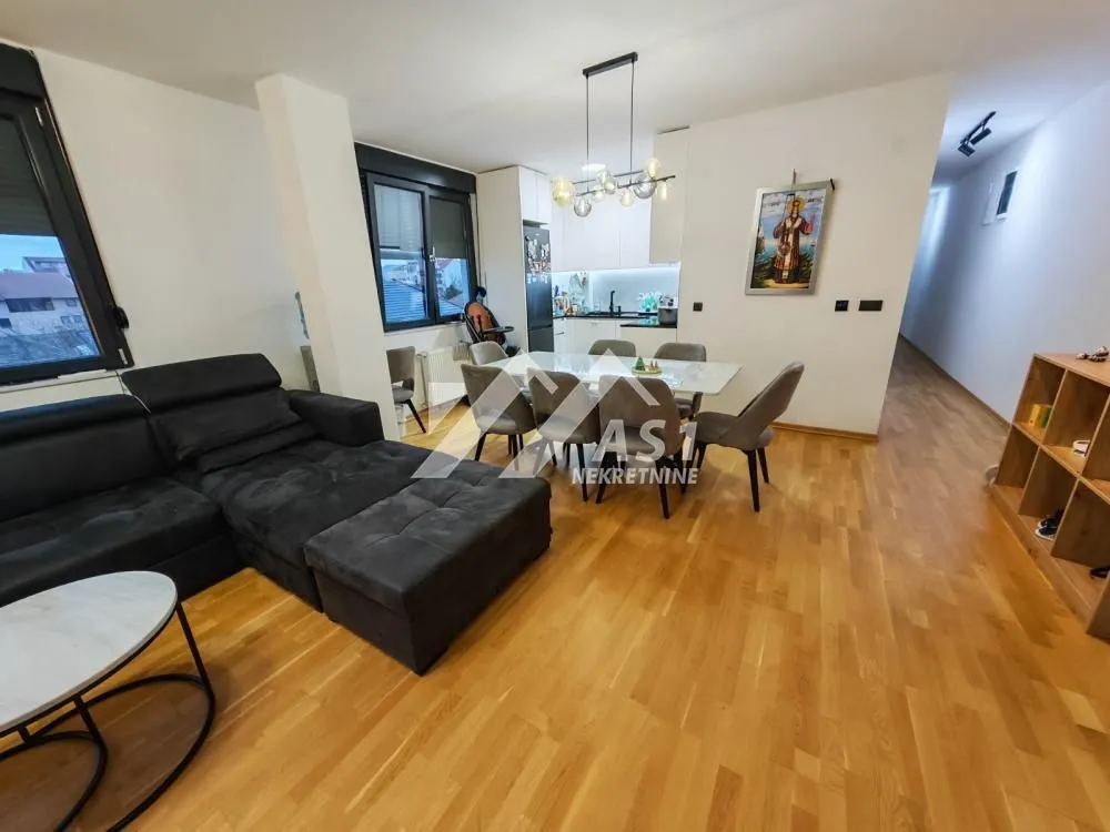 Prodaja, trosoban stan, 87m², Telep, Novi Sad Sve Podlokacije