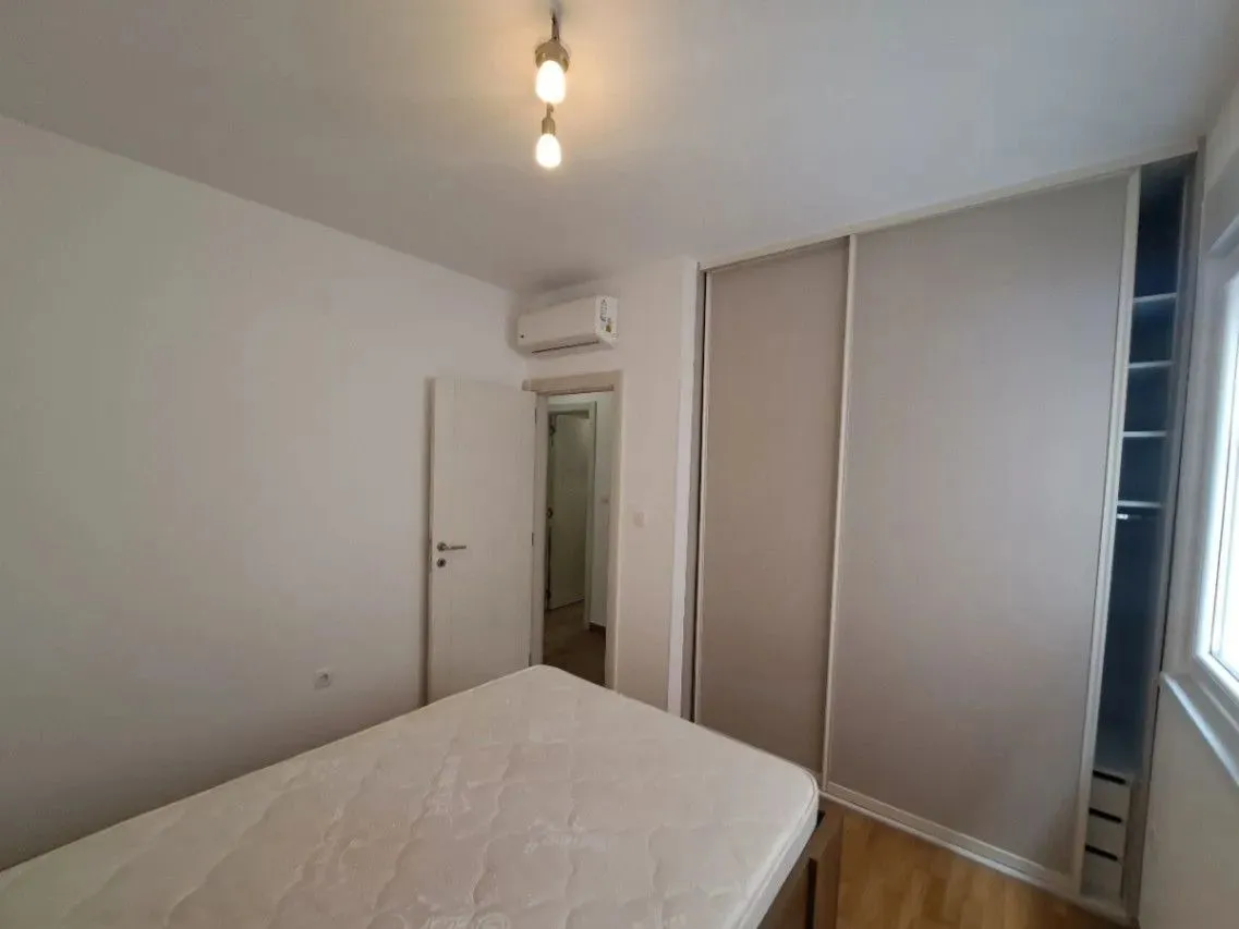 Rent, two bedroom apartment, 65m², Blok 6, Podgorica