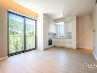 Prodaja, trosoban stan, 134m², Porto Montenegro, Tivat - image 4