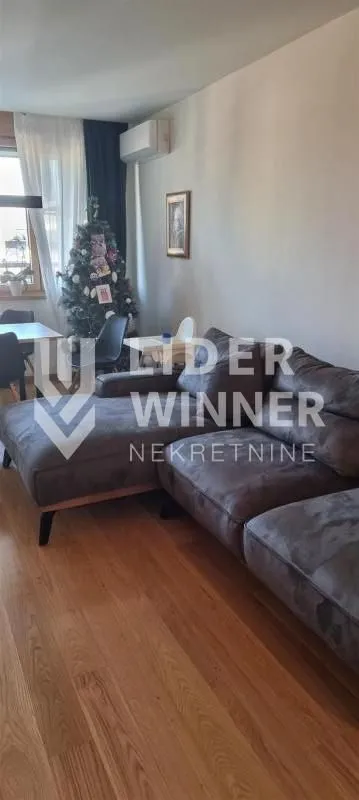 Prodaja, trosoban stan, 95m², Novi Beograd Blok 63, Novi Beograd Sve Podlokacije