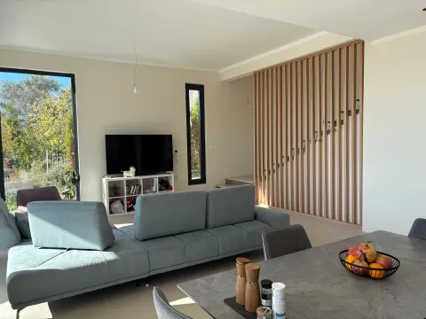 Prodaja, četvorosoban stan, 165m², Herceg Novi, Crna Gora - image 9