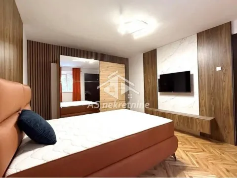 Izdavanje, dvosoban stan, 48m², Kalenić Pijaca, Vračar Sve Podlokacije - image 12