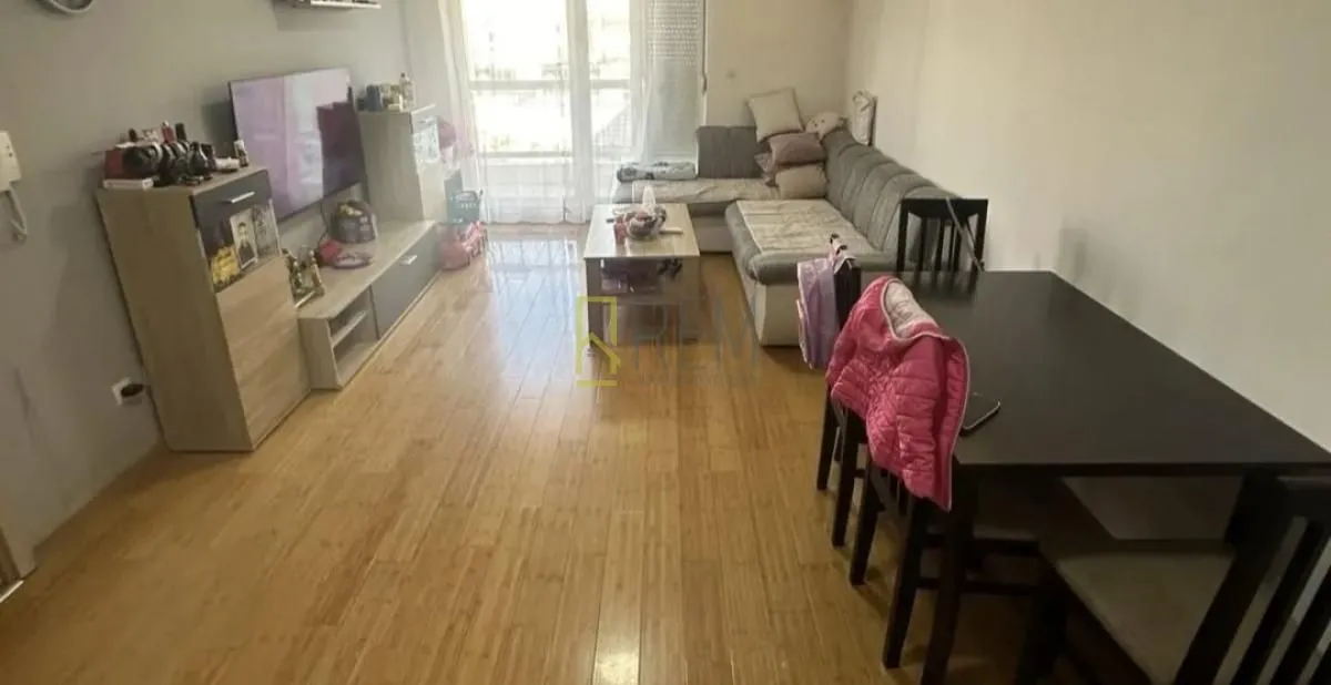 Prodaja, dvosoban stan, 63m², Stari Aerodrom, Podgorica