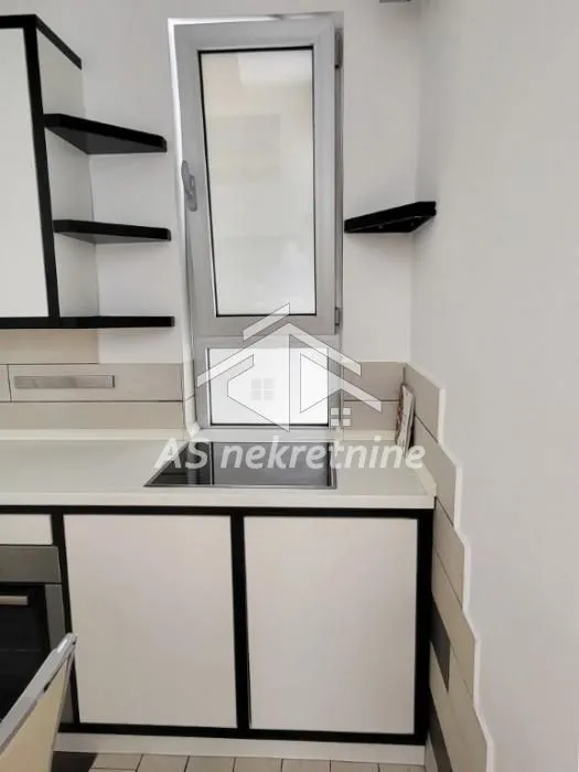 Izdavanje, dvosoban stan, 45m², Stari Grad, Beograd
