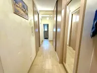 Prodaja, trosoban stan, 100m², Stari Aerodrom, Podgorica - image 11