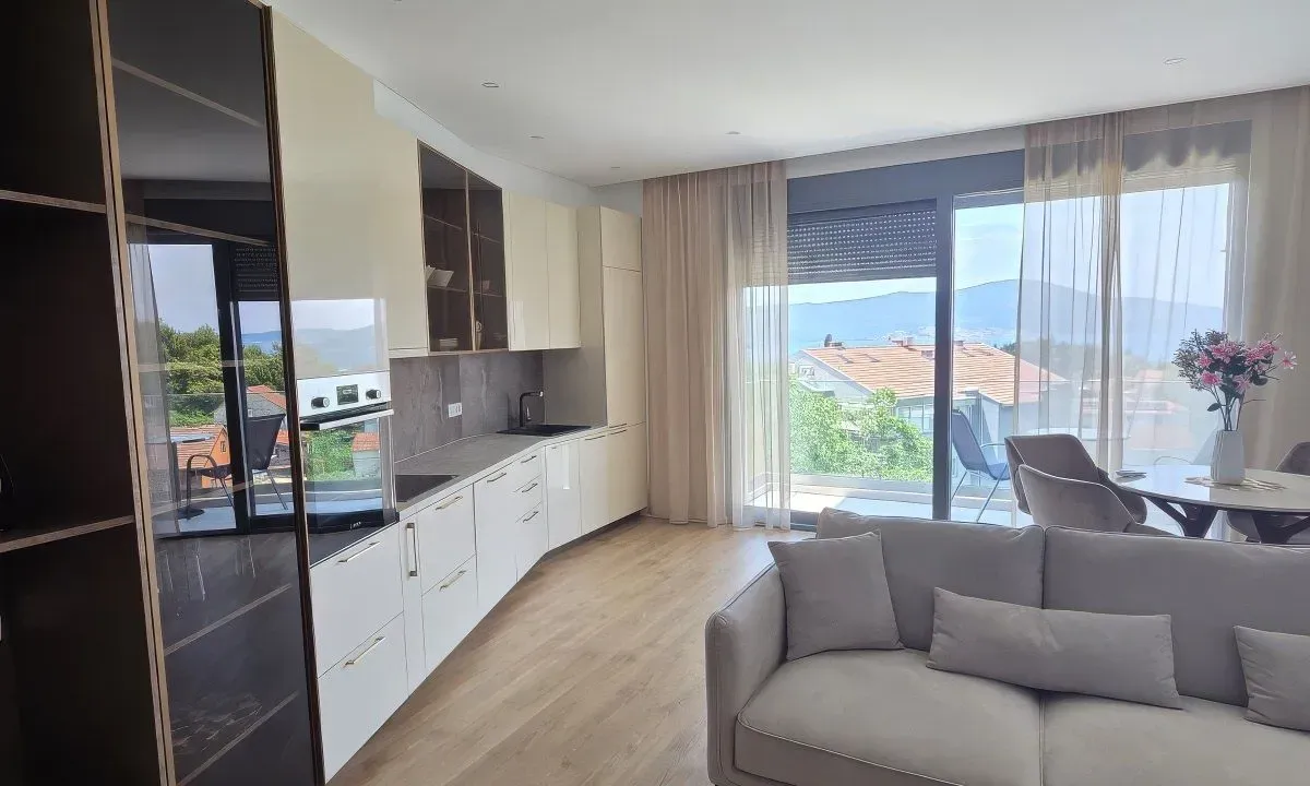 Sale, two bedroom apartment, 76m², Kava, Bar