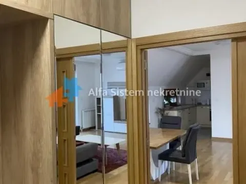 Izdavanje, četvorosoban stan, 110m², Vračar Hram, Vračar Sve Podlokacije - image 22