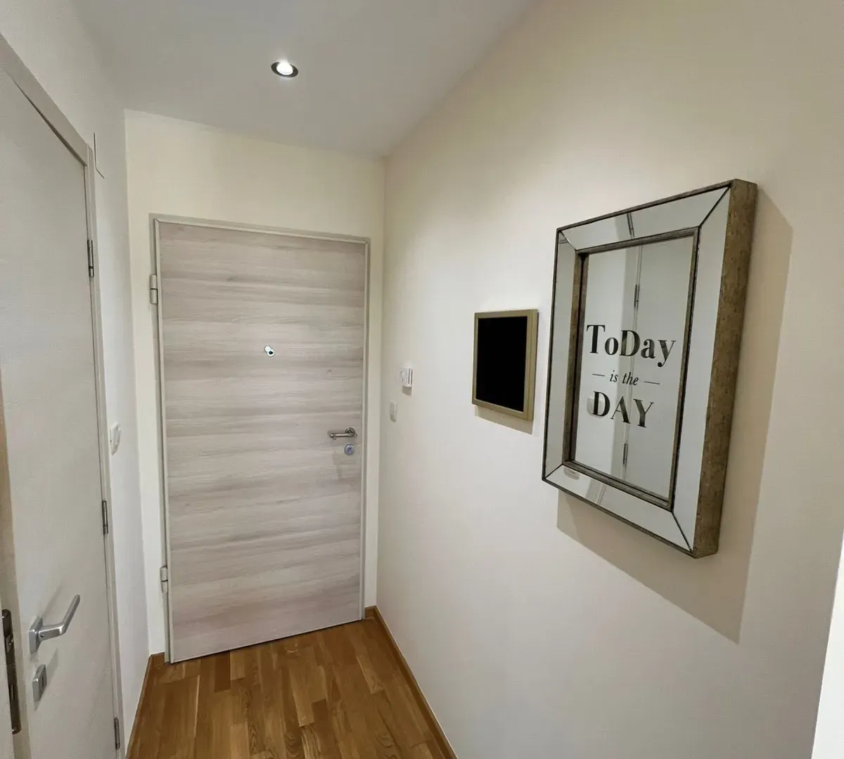 Prodaja, trosoban stan, 73m², Zagorič, Podgorica