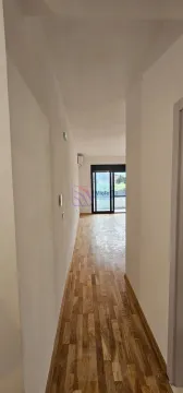 Prodaja, jednosoban stan, 46m², Centar, Ulcinj - image 13