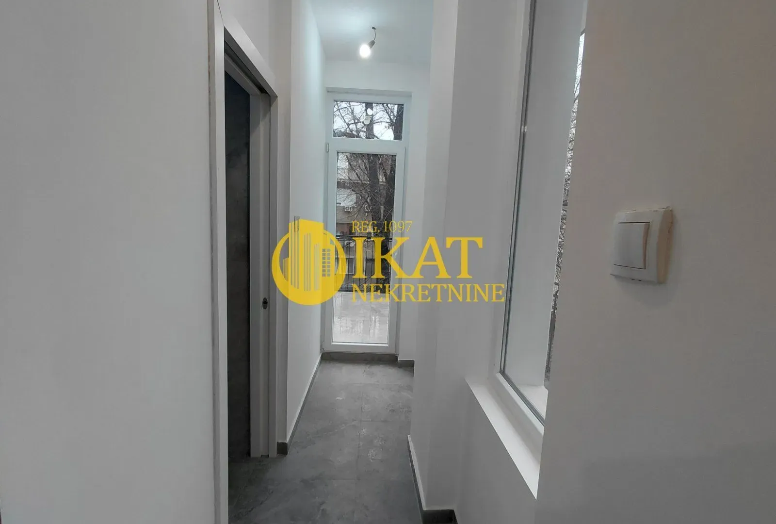 Prodaja, dvosoban stan, 87m², Stari Grad, Beograd