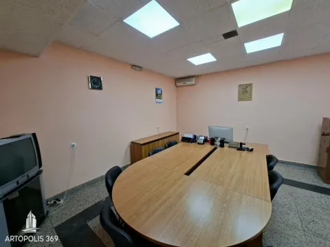 Rent, office space, 170m², Savski Venac, Beograd - image 4