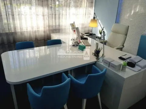 Prodaja, trosoban stan, 64m2, Novi Beograd Blok 38, Novi Beograd, Beograd