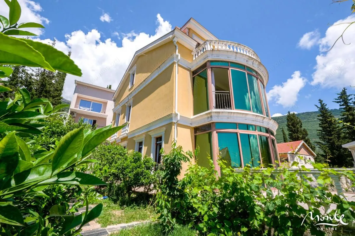 Prodaja, kuća, 316m², Tivat, Crna Gora
