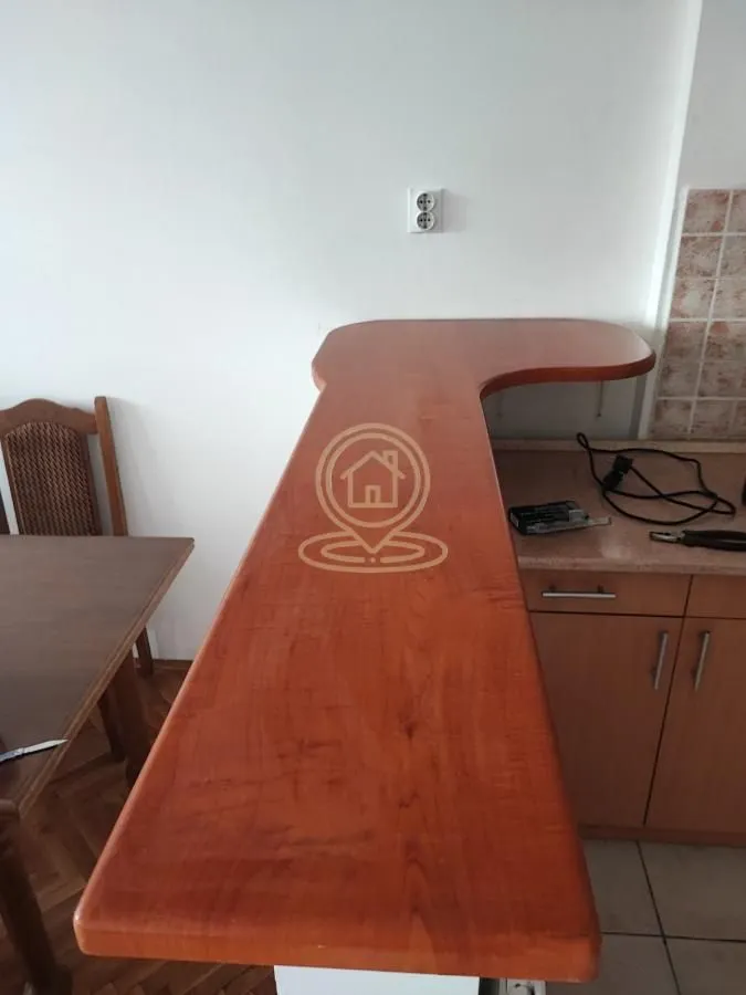 Izdavanje, dvosoban stan, 62m², Grbavica, Novi Sad Sve Podlokacije