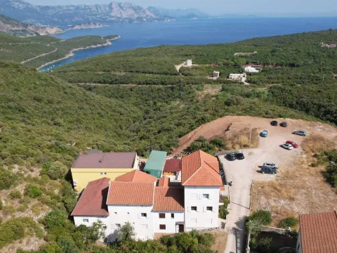Prodaja,  kuća, 800m2, Krimovica, Kotor
