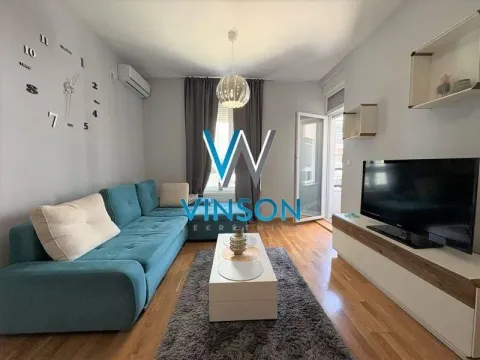 Izdavanje, trosoban stan, 57m², Centar, Novi Sad - image 3