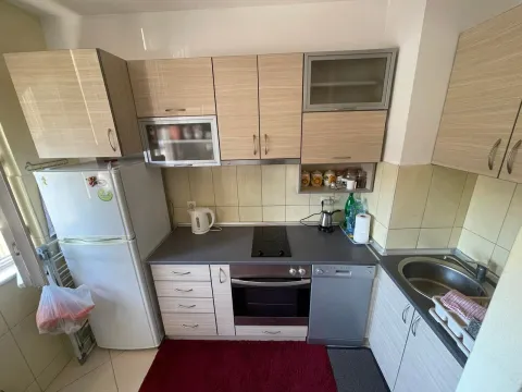 Izdavanje, dvosoban stan, 52m², Centar, Bar - image 3
