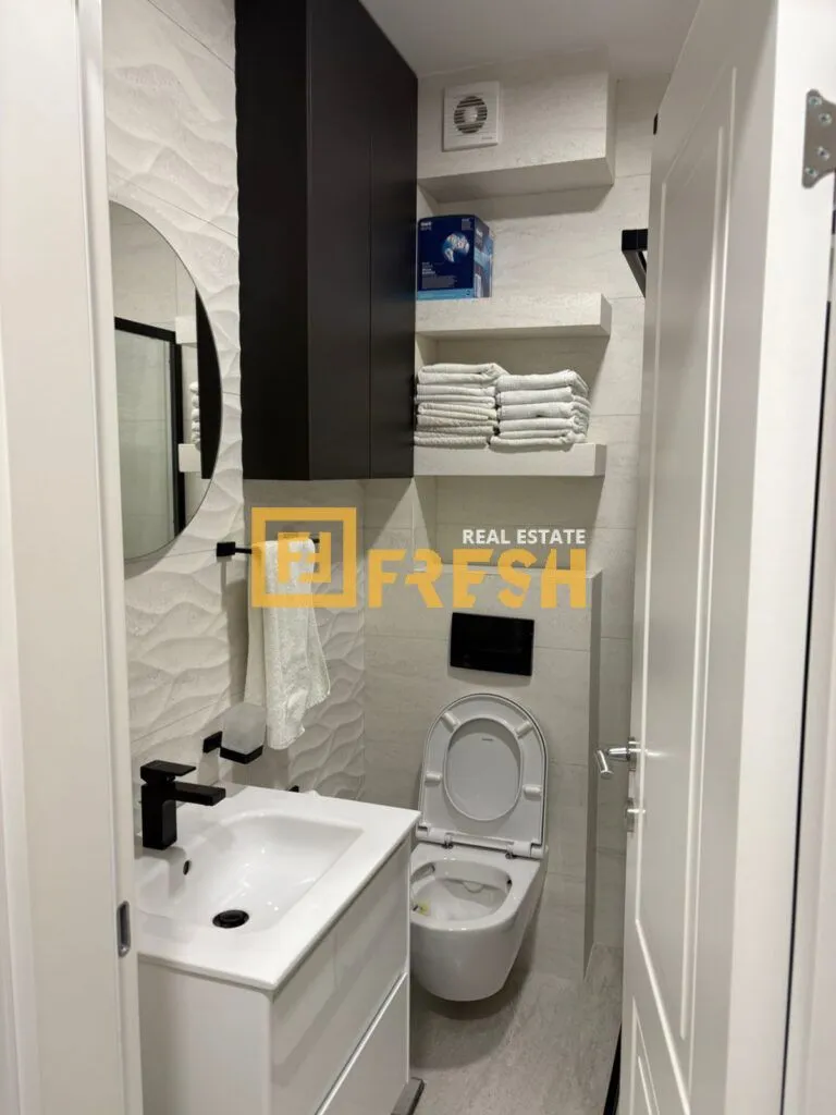 Prodaja, jednosoban stan, 69m², Tivat, Crna Gora