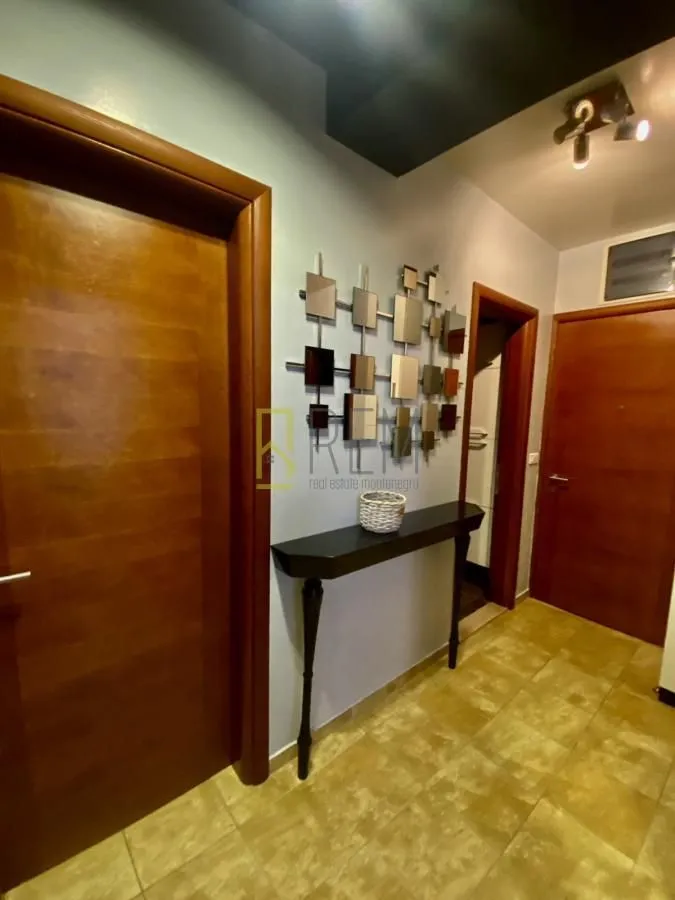 Rent, two bedroom apartment, 80m², Momišići, Podgorica