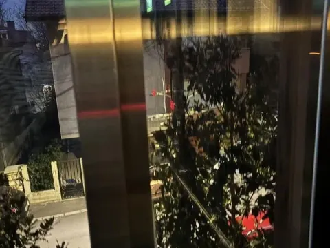 Izdavanje, trosoban stan, 49m², Bulbulder, Zvezdara Sve Podlokacije - image 13