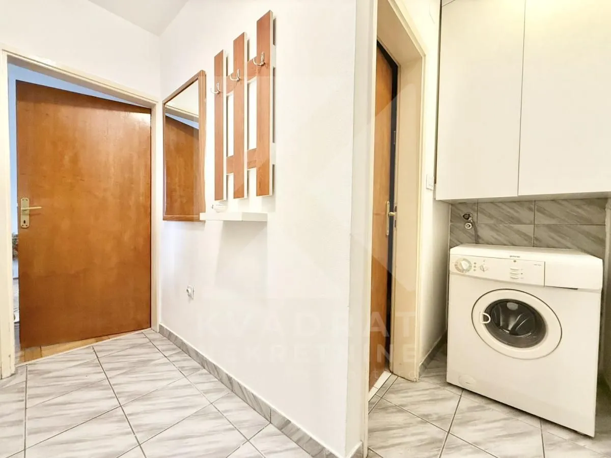 Rent, one bedroom apartment, 40m², Ljubović, Podgorica