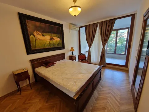 Rent, three bedroom apartment, 110m², Centar, Tivat - image 11