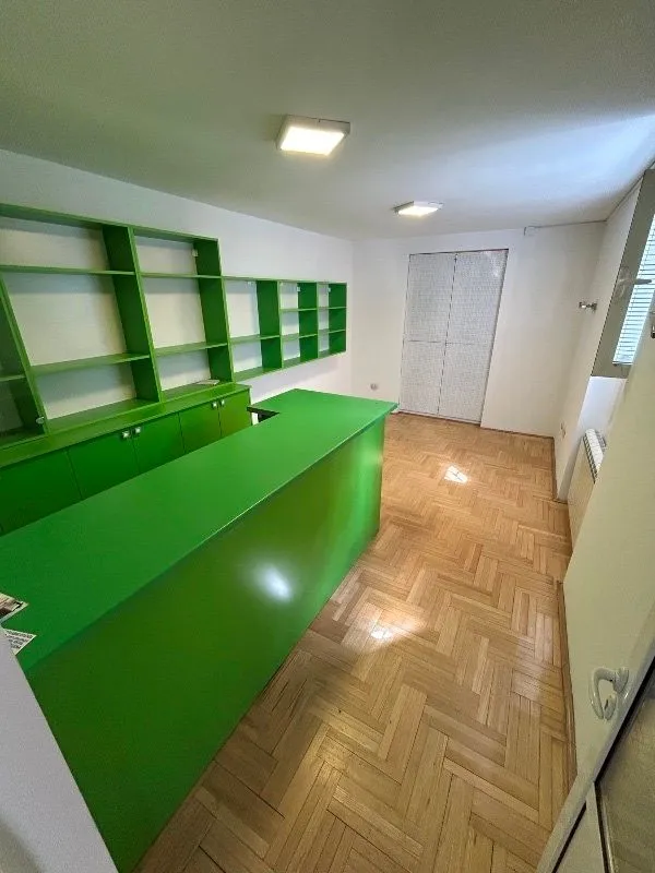 Prodaja, dvosoban stan, 42m², Slavija, Vračar Sve Podlokacije