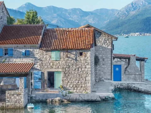 Sale, house, 100m², Kotor, Crna Gora - image 4