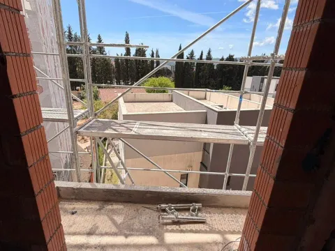 Sale, studio apartment, 28m², Seljanovo, Tivat - image 12