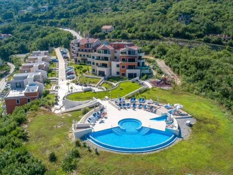 Sale, one bedroom apartment, 59m², Morinj, Kotor - image 9
