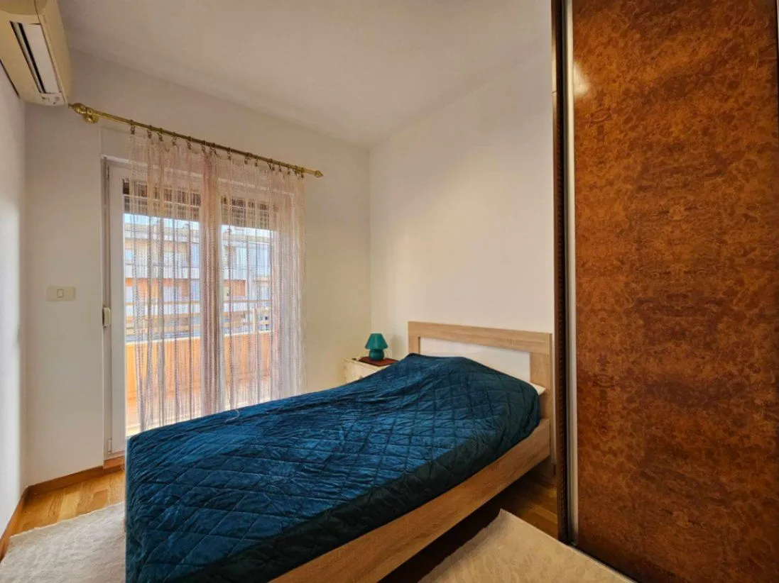 Izdavanje, dvosoban stan, 86m², City Kvart, Podgorica