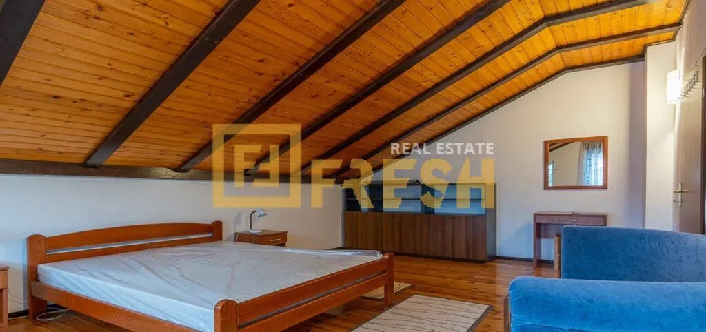 Rent, house, 250m², Stari Aerodrom, Podgorica