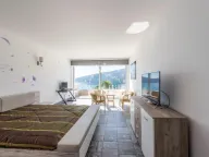 Sale, house, 760m², Đenovići, Herceg Novi - image 19