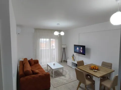 Izdavanje, jednosoban stan, 41m², Centar, Bar - image 6