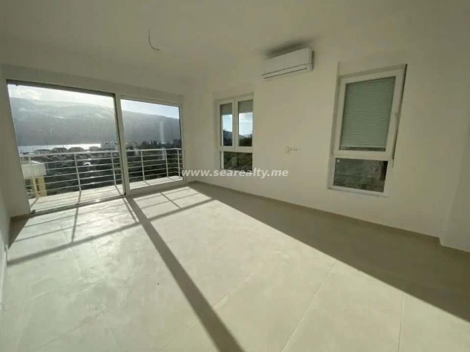 Sale, studio apartment, 69m², Đenovići, Herceg Novi