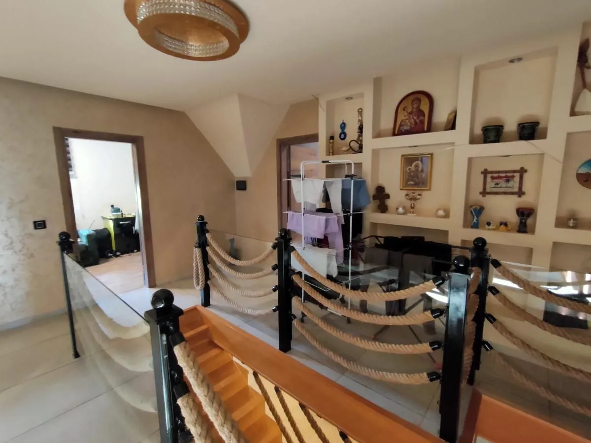 Prodaja, kuća, 380m², Sremska Kamenica, Petrovaradin