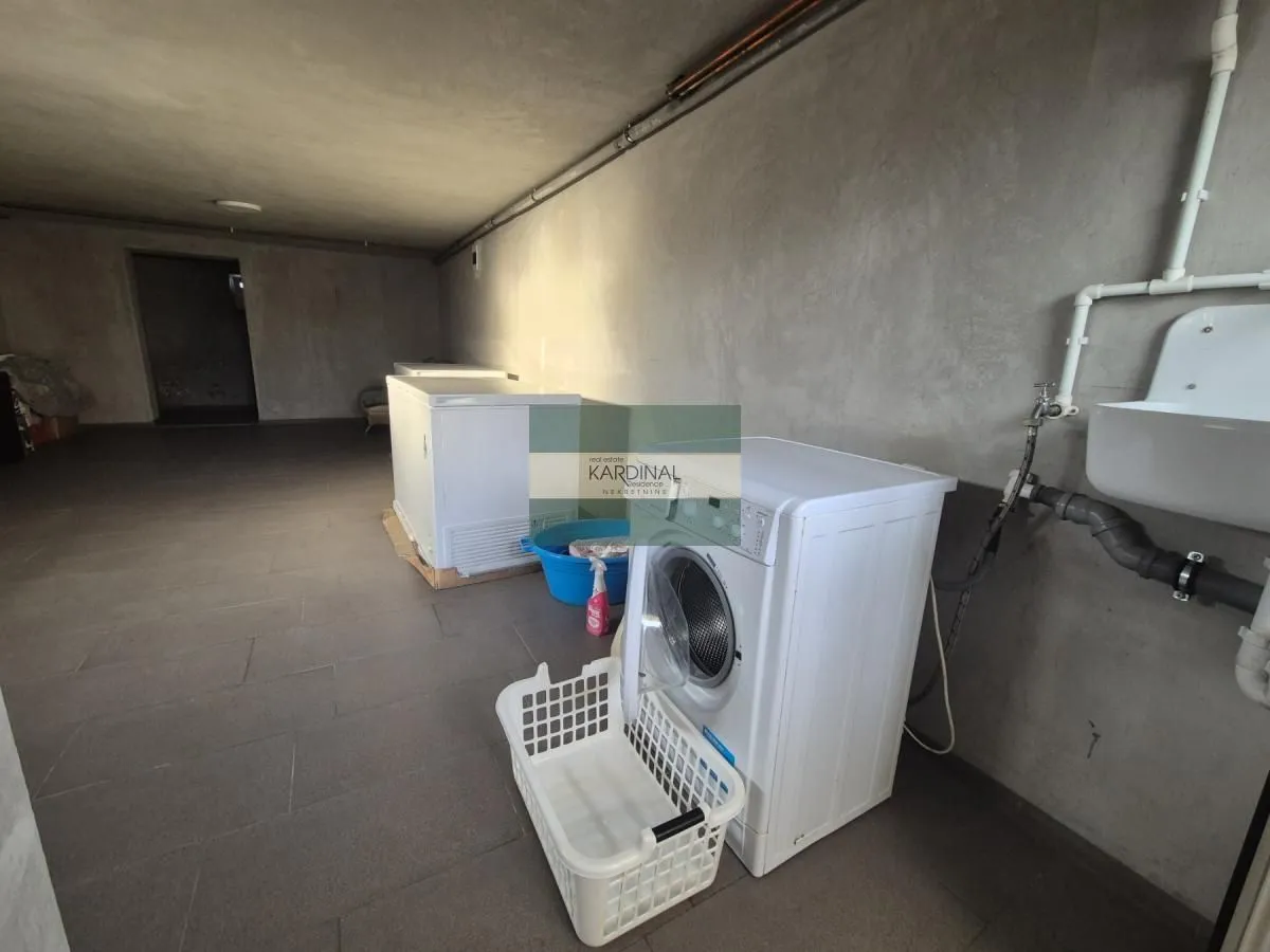 Prodaja, kuća, 271m², Šuljkovac, Jagodina