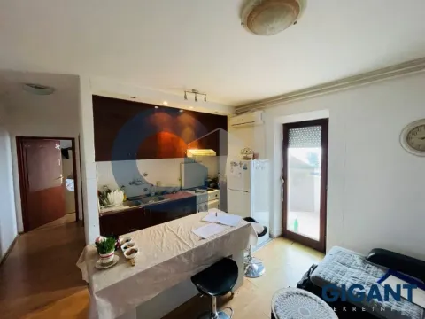 Prodaja, trosoban stan, 68m², Čukarica, Beograd - image 2