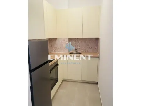 Izdavanje, dvosoban stan, 43m², Tašmajdan, Palilula Sve Podlokacije - image 5