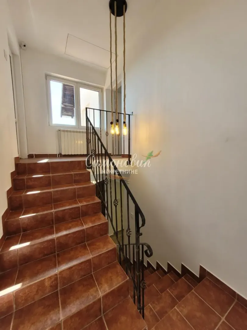 Prodaja, kuća, 282m², Sopot, Beograd