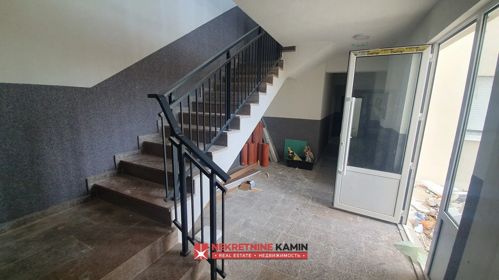 Prodaja, jednosoban stan, 41m², Podkošljun, Budva