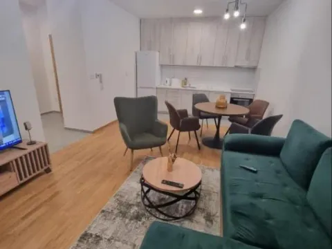 Izdavanje, dvosoban stan, 57m², Bulevar Evrope, Novi Sad Sve Podlokacije - image 4