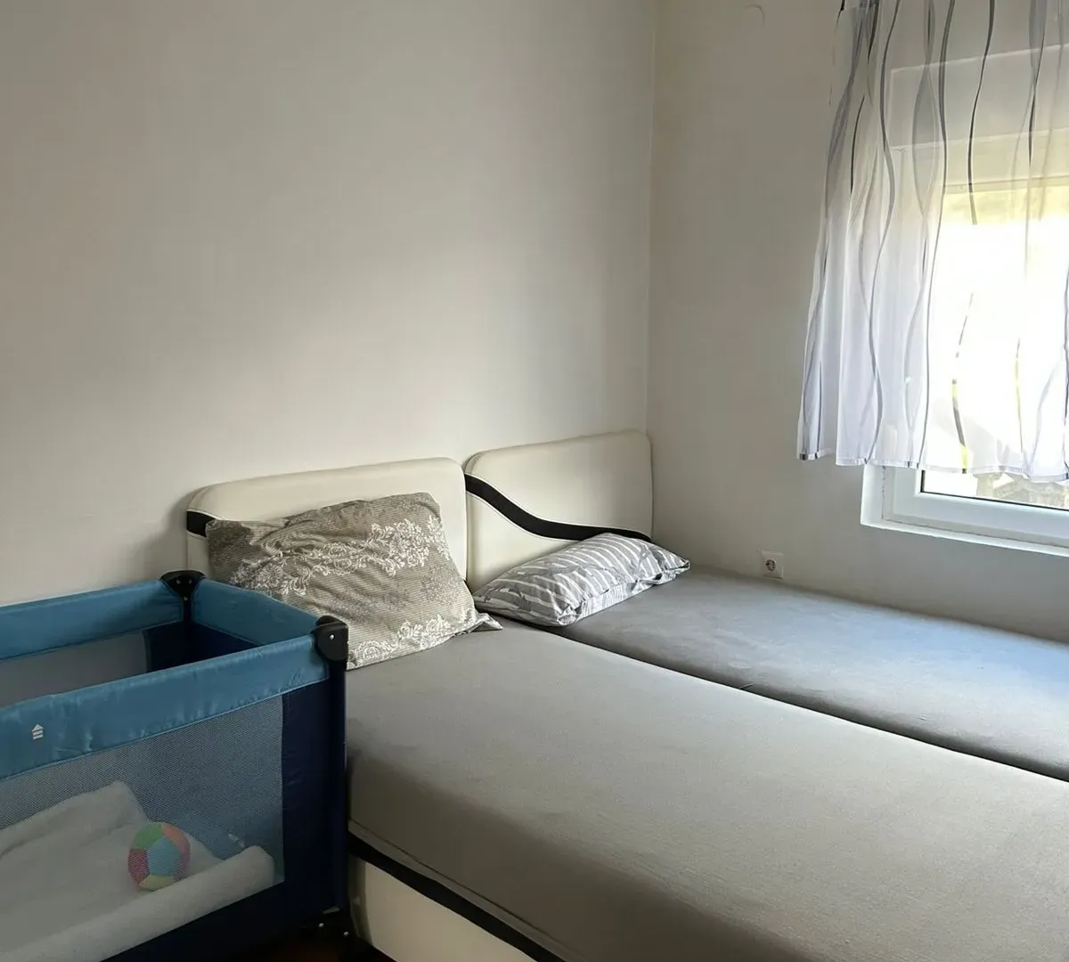 Rent, three bedroom apartment, 120m², Tivat, Crna Gora