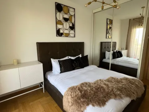 Izdavanje, dvosoban stan, 65m², Krivi Most, Podgorica - image 9