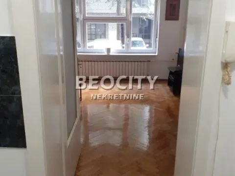 Izdavanje, dvosoban stan, 40m², Savski Trg, Beograd - image 9