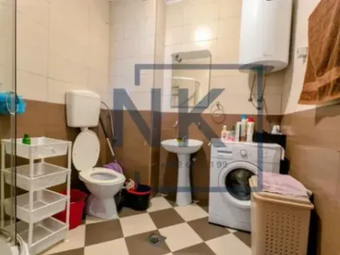 Izdavanje, dvosoban stan, 70m², 1 maj, Podgorica - image 12