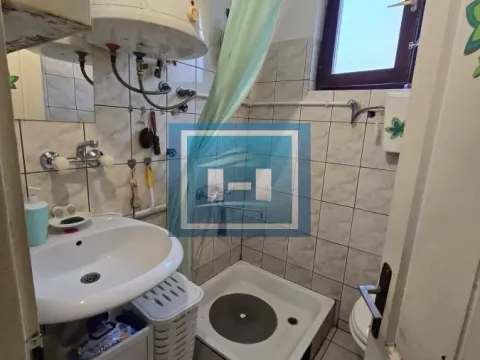 Sale, house, 140m², Vranje, Srbija - image 11