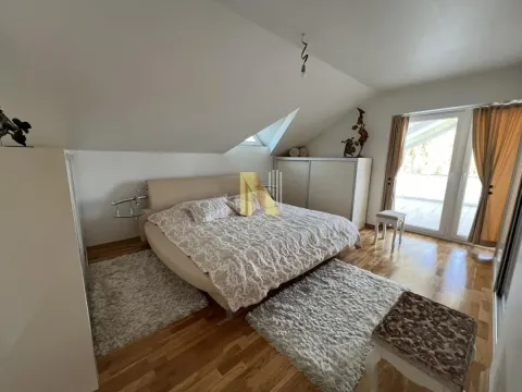 Izdavanje, kuća, 200m², Tatarsko brdo, Petrovaradin - image 4
