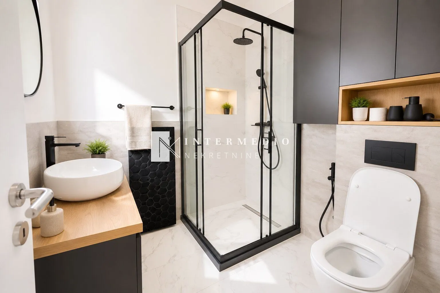 Rent, three bedroom apartment, 100m², Zelenika, Podgorica