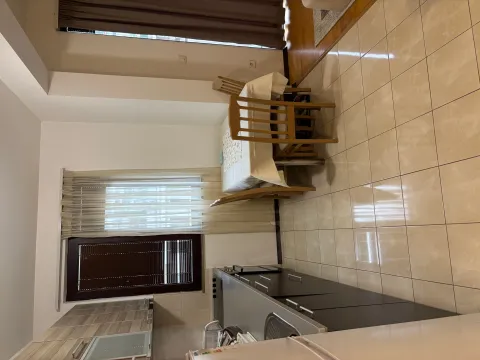 Izdavanje, dvosoban stan, 52m², Centar, Budva - image 8